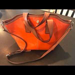 $260+ NWT Grey Gorgeous Asia Bellucci Leather Purse//Tote